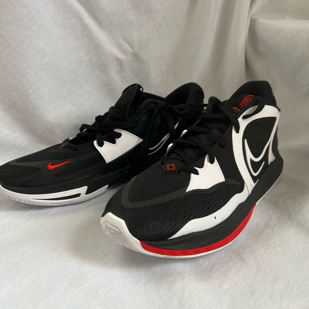 Nike Kyrie 5 Low Basketball Black and White Chile-Red Athletic Shoes - Picture 3 of 9